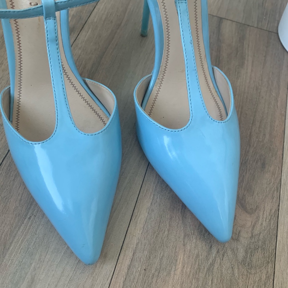 SOLD. Zara T-strap heels - Picture 4 of 4